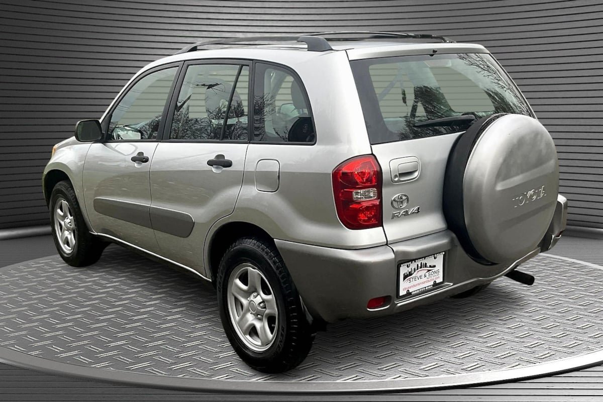 Used 2004 Toyota RAV4 2WD image 4