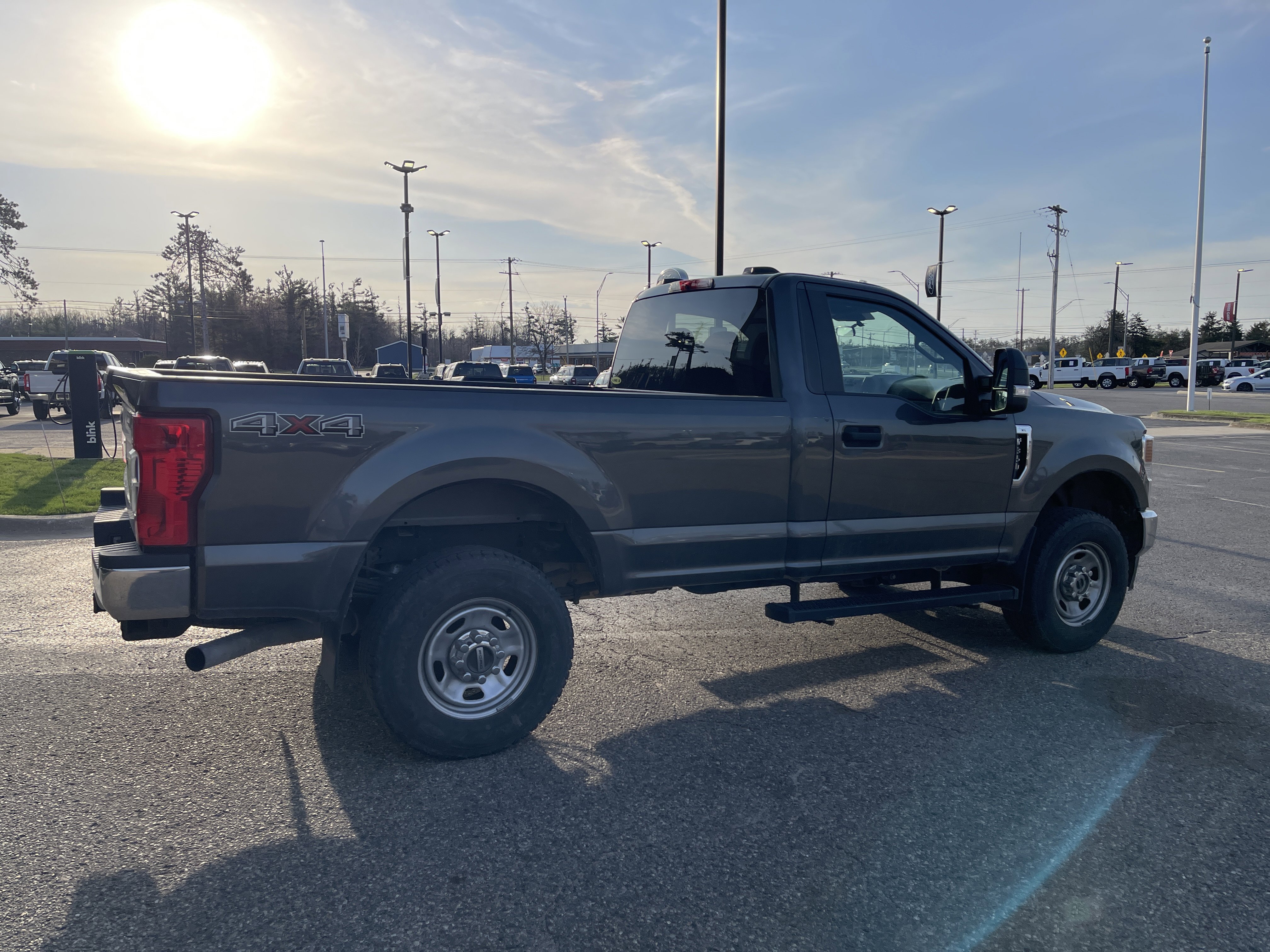 Used 2020 Ford F350 XL w/ Power Equipment Group AWD/4WD image 4