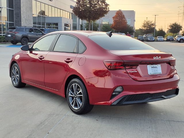 Used 2024 Kia Forte LXS FWD image 2