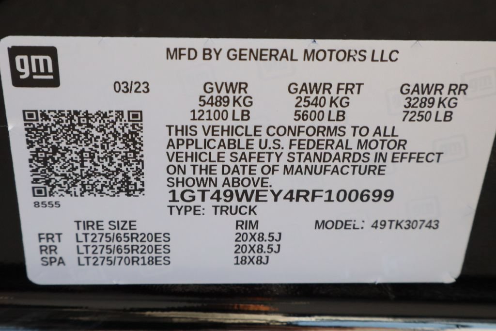 Certified 2024 GMC Sierra 3500 Denali w/ Denali Reserve Package AWD/4WD image 38