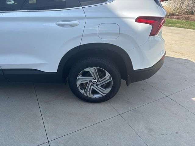Used 2023 Hyundai Santa Fe SE image 12