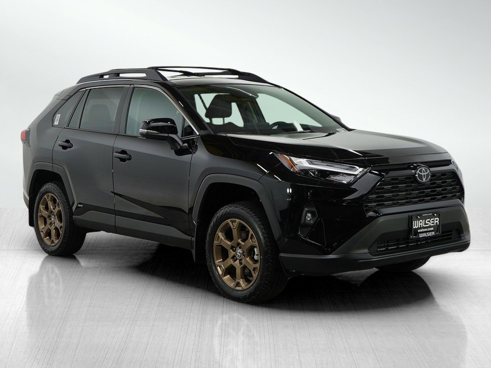 Used 2025 Toyota RAV4 Woodland Edition image 7