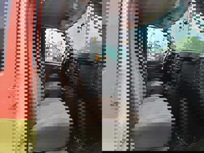 Used 2016 GMC Savana 2500 2500 3DR CARGO VAN /V8 image 13