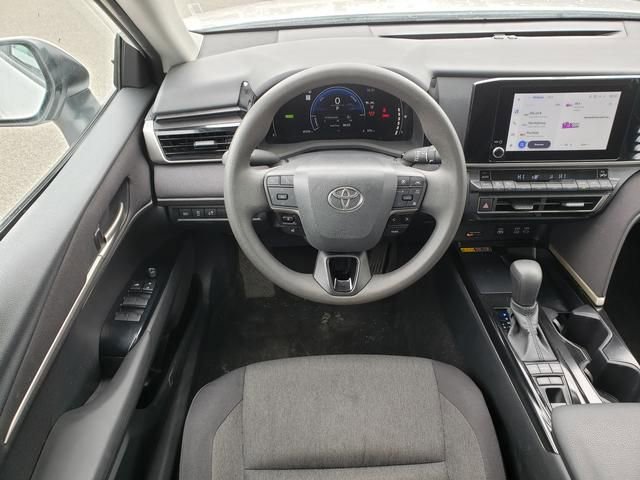 Used 2025 Toyota Camry LE FWD image 14