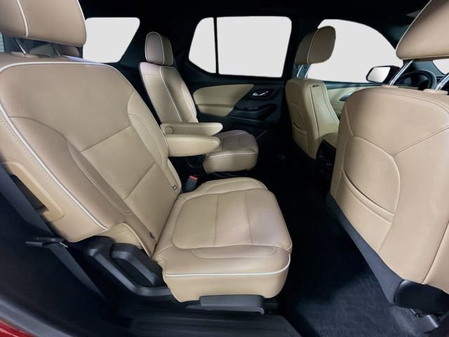 Used 2023 Chevrolet Traverse Premier w/ LPO, Floor Liner Package FWD image 30