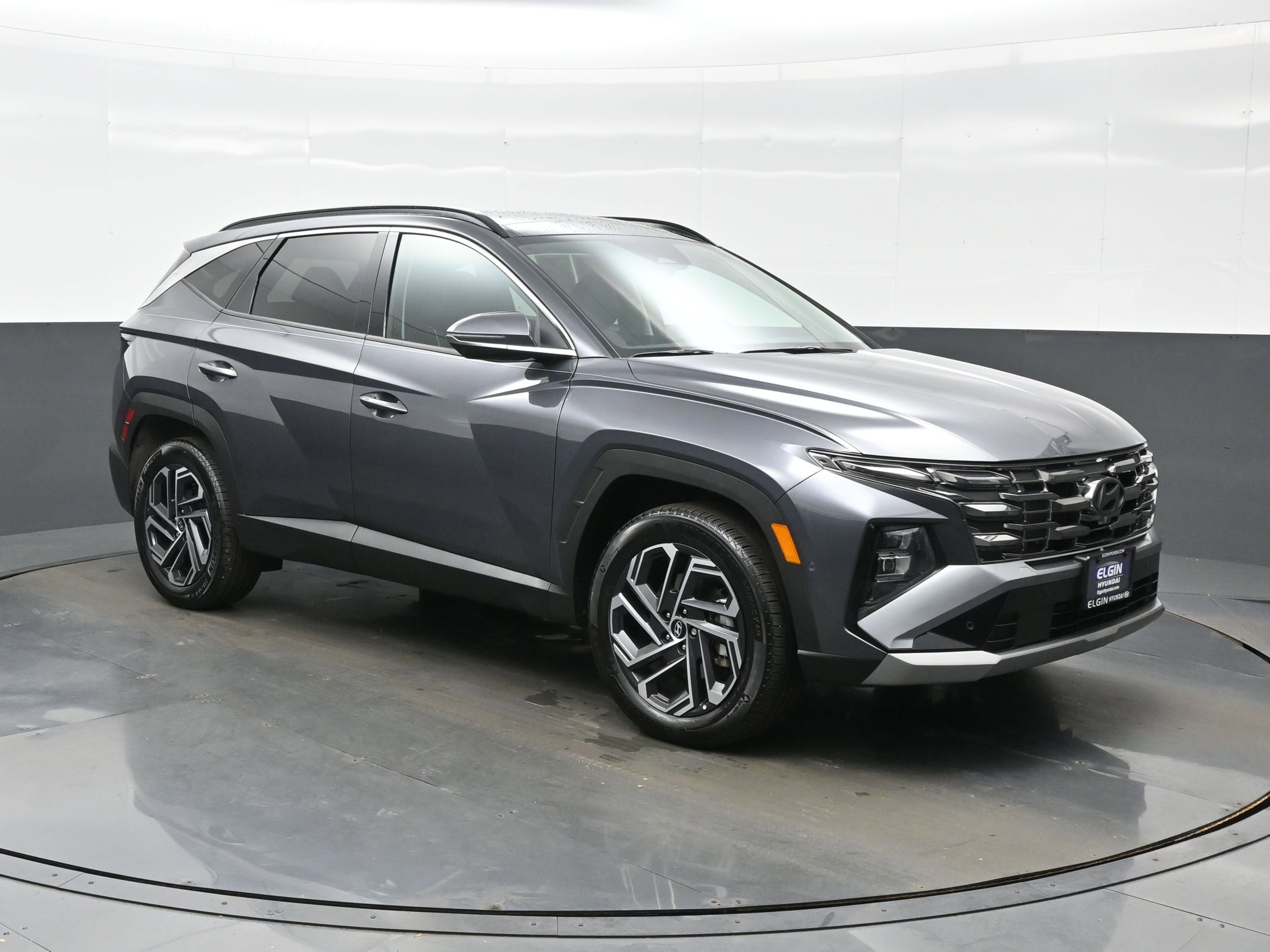 Certified 2025 Hyundai Tucson Limited AWD/4WD image 8