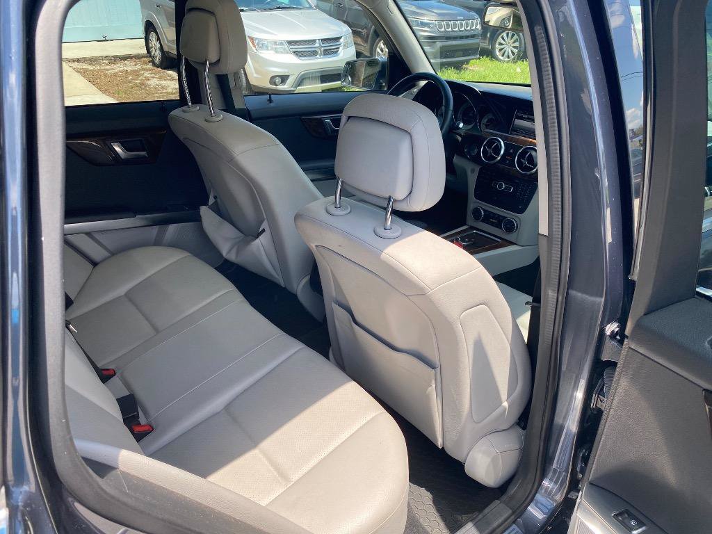Used 2013 Mercedes-Benz GLK 250 BlueTEC 4MATIC image 20