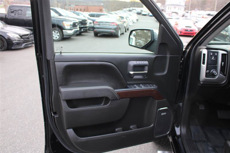 Used 2018 GMC Sierra 1500 SLT w/ Enhanced Driver Alert Package RWD image 12