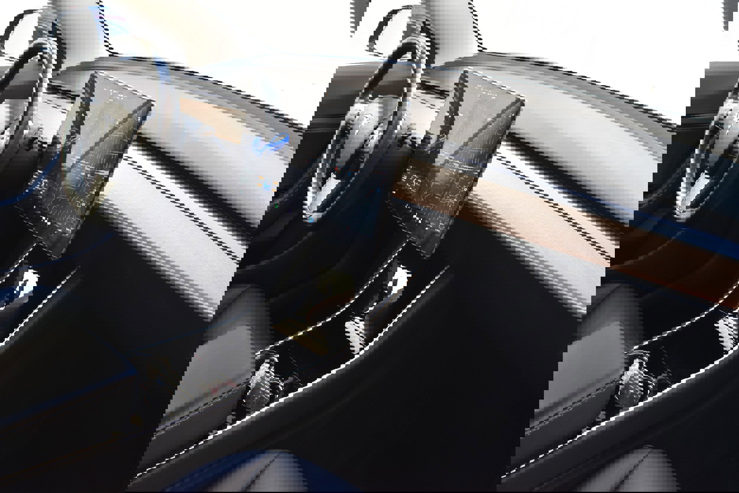 Used 2018 Tesla Model 3 Long Range image 25