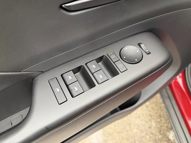 Used 2024 Hyundai Kona SE image 19