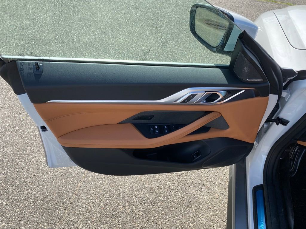 New 2026 BMW i4 xDrive40i AWD/4WD image 12