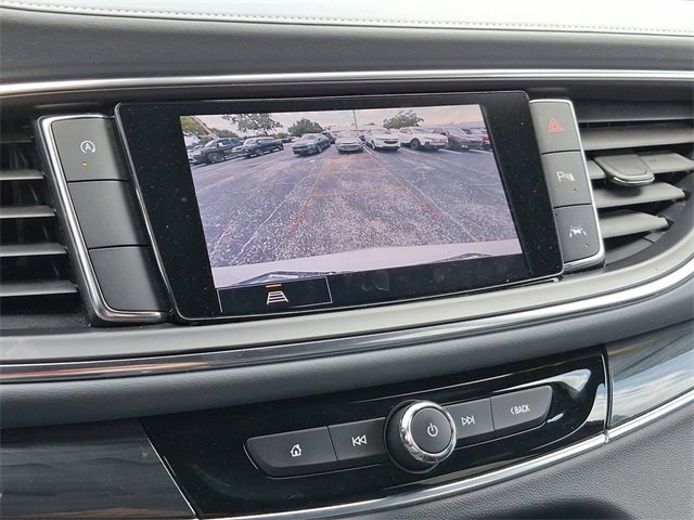 Used 2023 Buick Enclave Essence image 23
