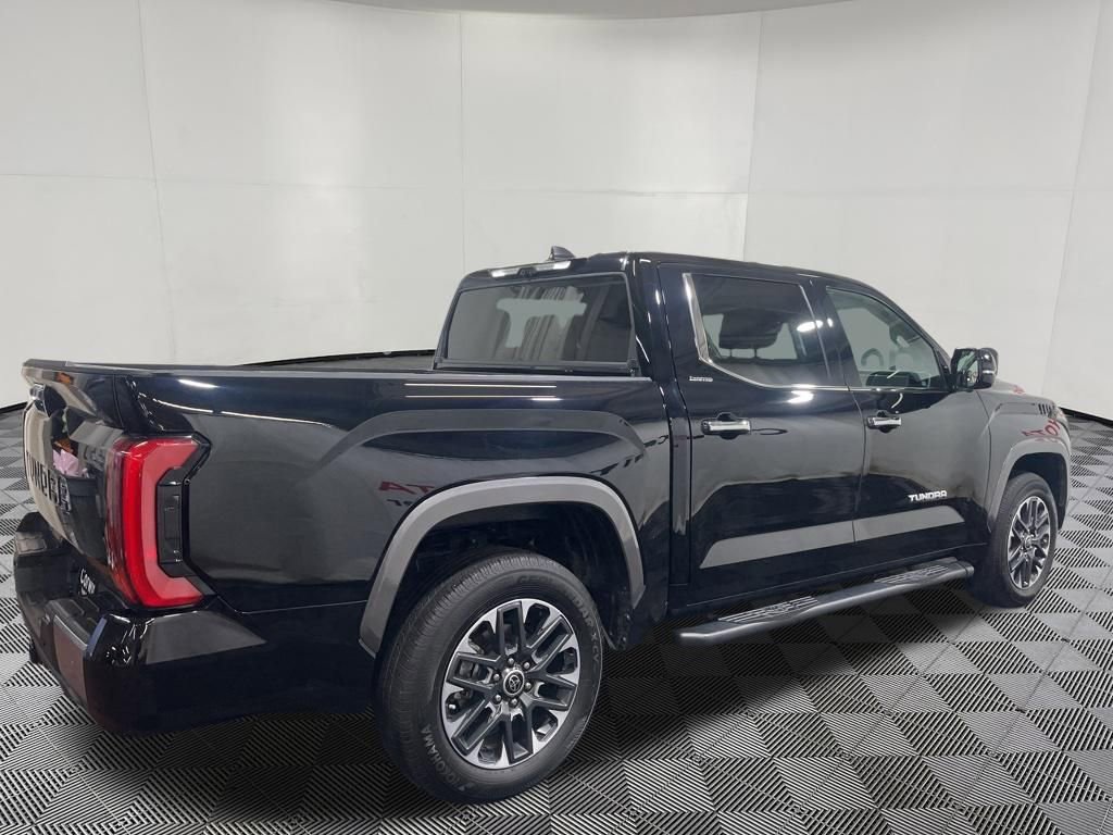 Used 2024 Toyota Tundra Limited AWD/4WD image 6