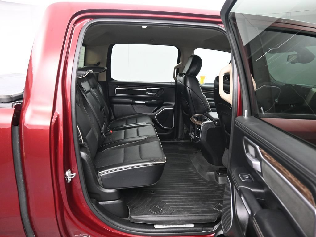 Used 2020 RAM 1500 Laramie AWD/4WD image 44