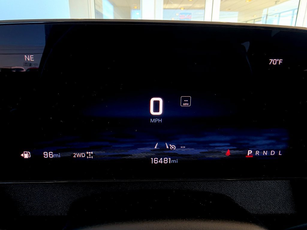 Used 2024 Chevrolet Traverse LT w/ LPO, Floor Liner Package AWD/4WD image 39