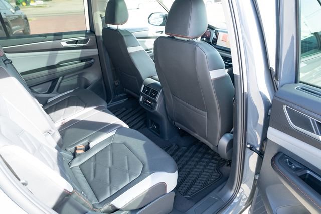 New 2026 Volkswagen Atlas Peak Edition image 38