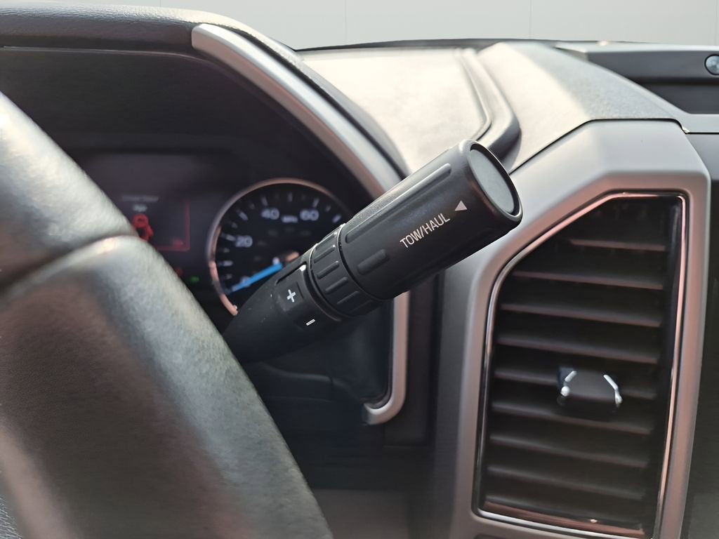 Used 2019 Ford F250 Lariat image 35