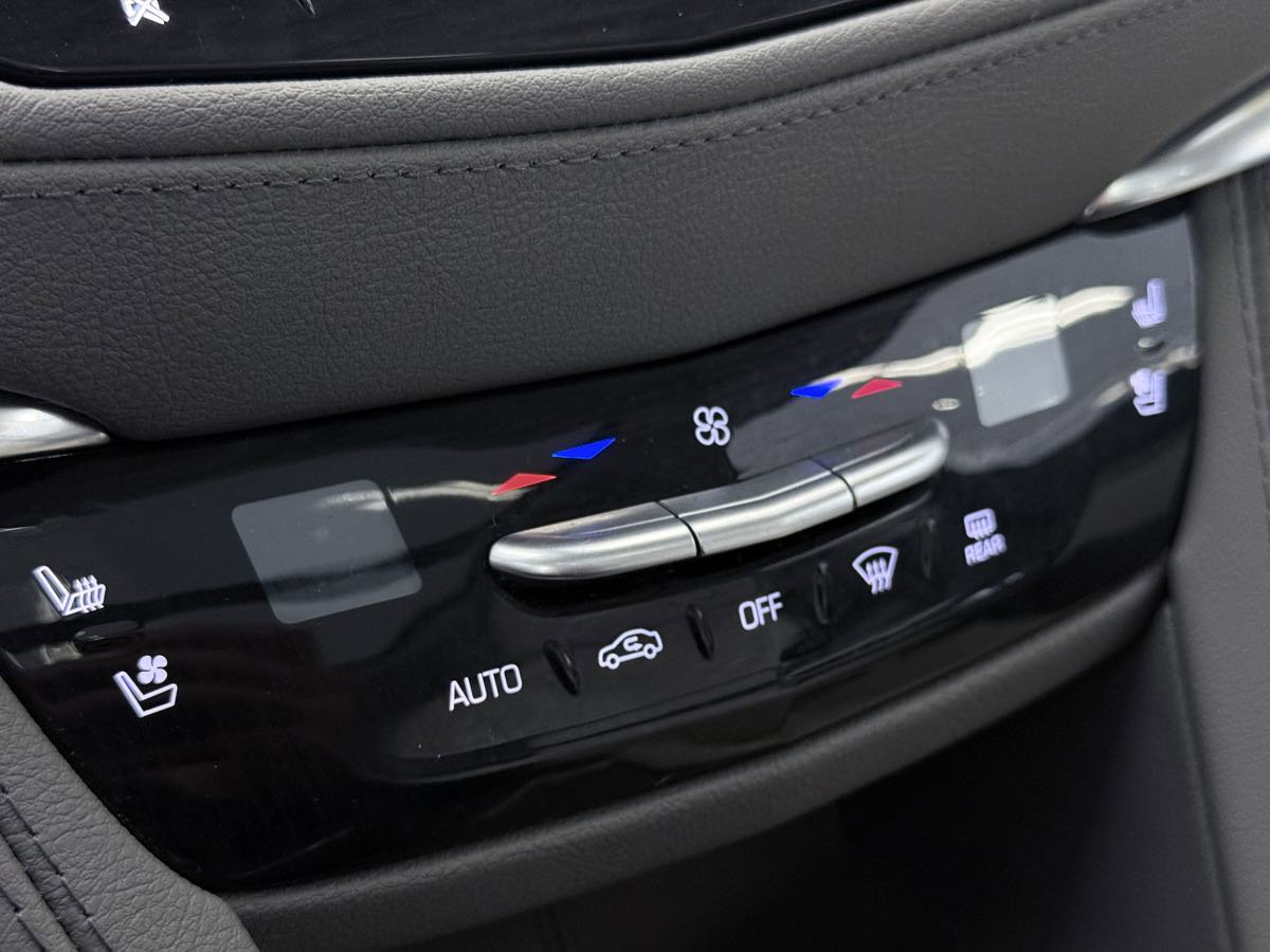 Used 2025 Cadillac XT5 Premium Luxury w/ Technology Package image 53