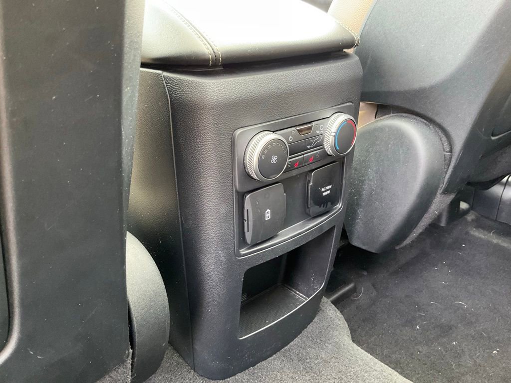 Used 2020 Ford Explorer Limited image 22