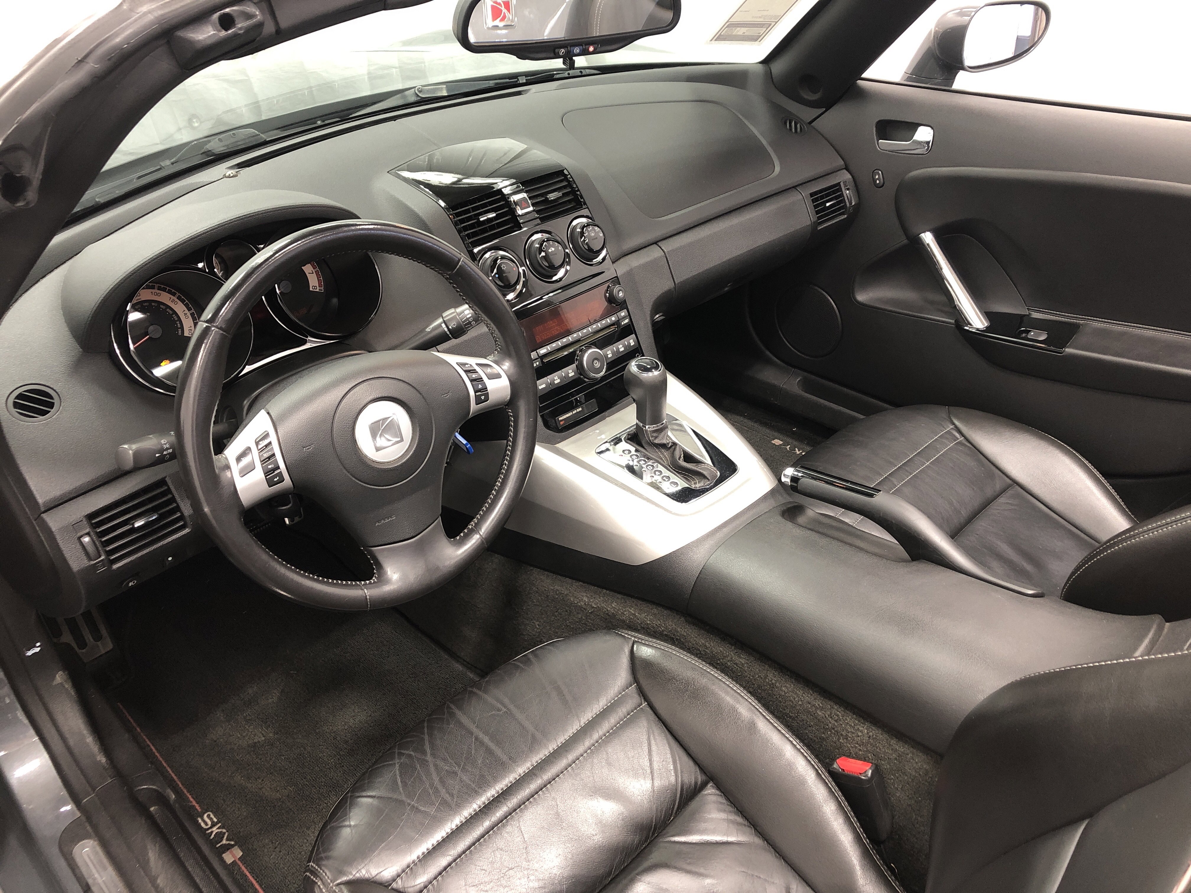 Used 2008 Saturn Sky Red Line image 16