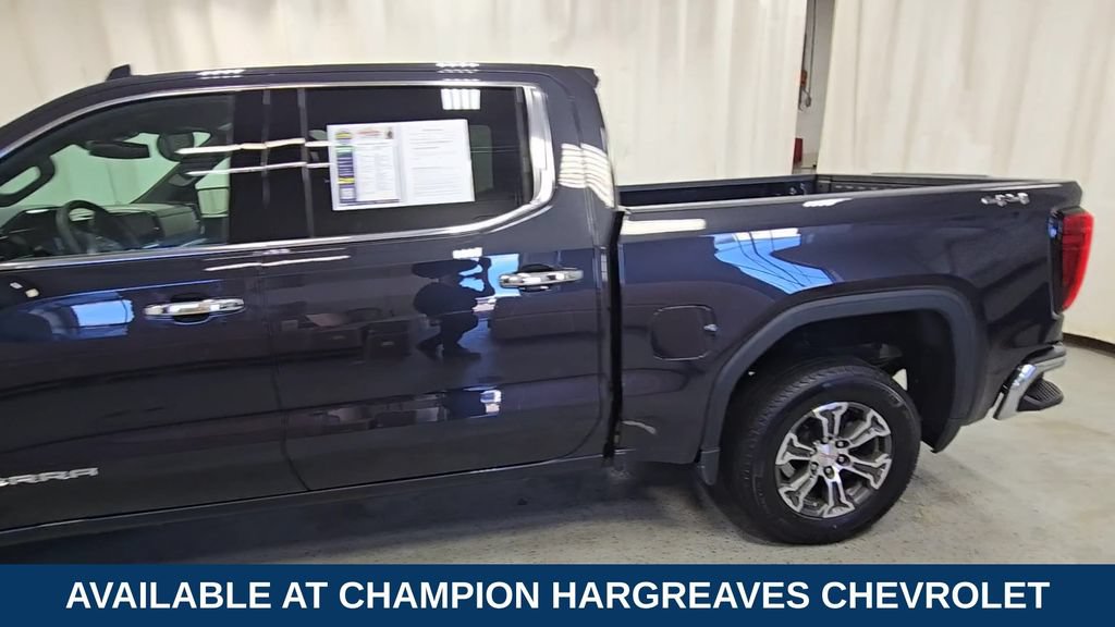 Used 2025 GMC Sierra 1500 SLT AWD/4WD image 6