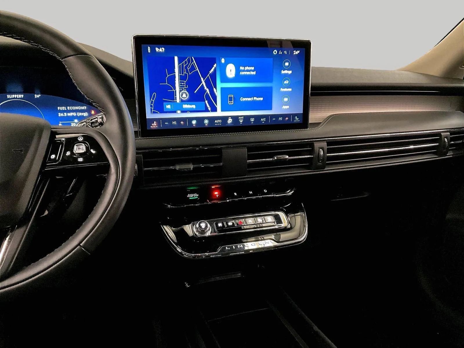 Used 2025 Lincoln Corsair AWD w/ Equipment Group 101A image 6