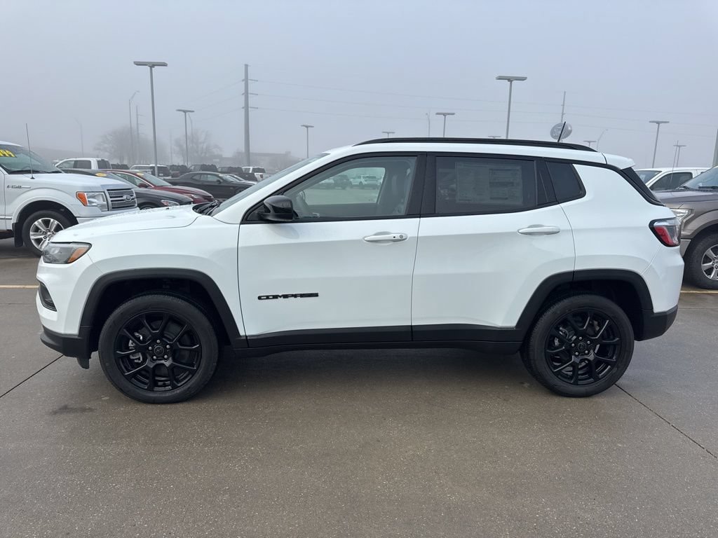 New 2026 Jeep Compass Latitude AWD/4WD image 24