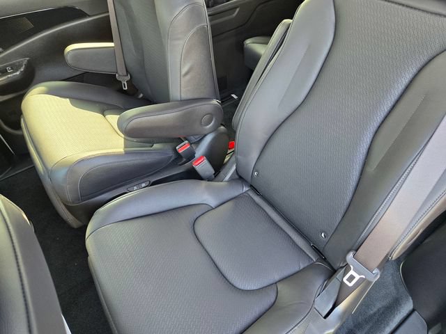 New 2026 Kia Carnival SX Prestige FWD image 18