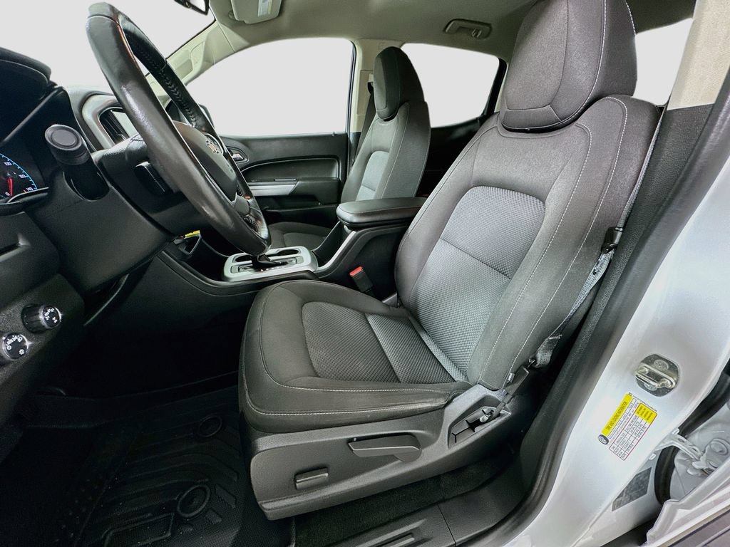 Used 2018 Chevrolet Colorado LT AWD/4WD image 20