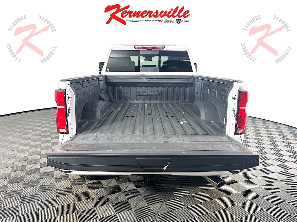 Used 2024 Chevrolet Silverado 3500 High Country w/ High Country Premium Package image 28