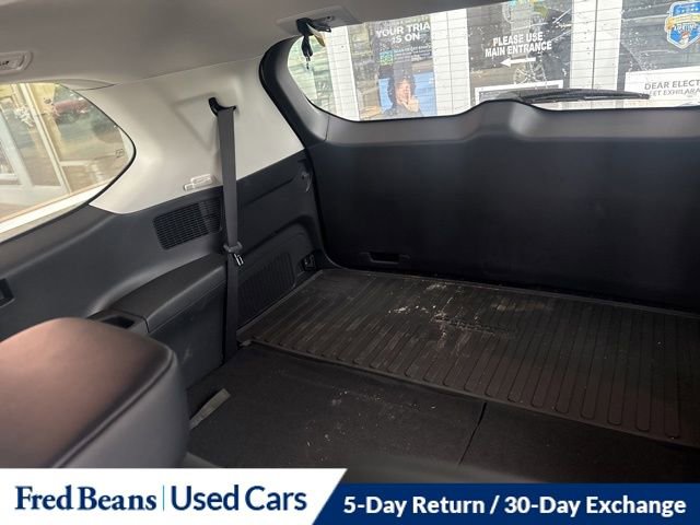 Used 2025 Toyota Grand Highlander AWD image 20