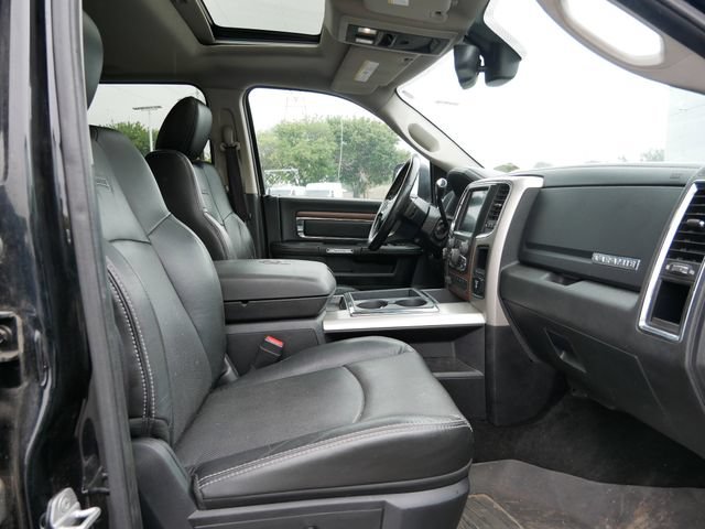 Used 2015 RAM 2500 Laramie w/ Black Appearance Group AWD/4WD image 16