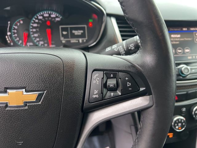 Used 2022 Chevrolet Trax LT w/ LT Convenience Package image 23