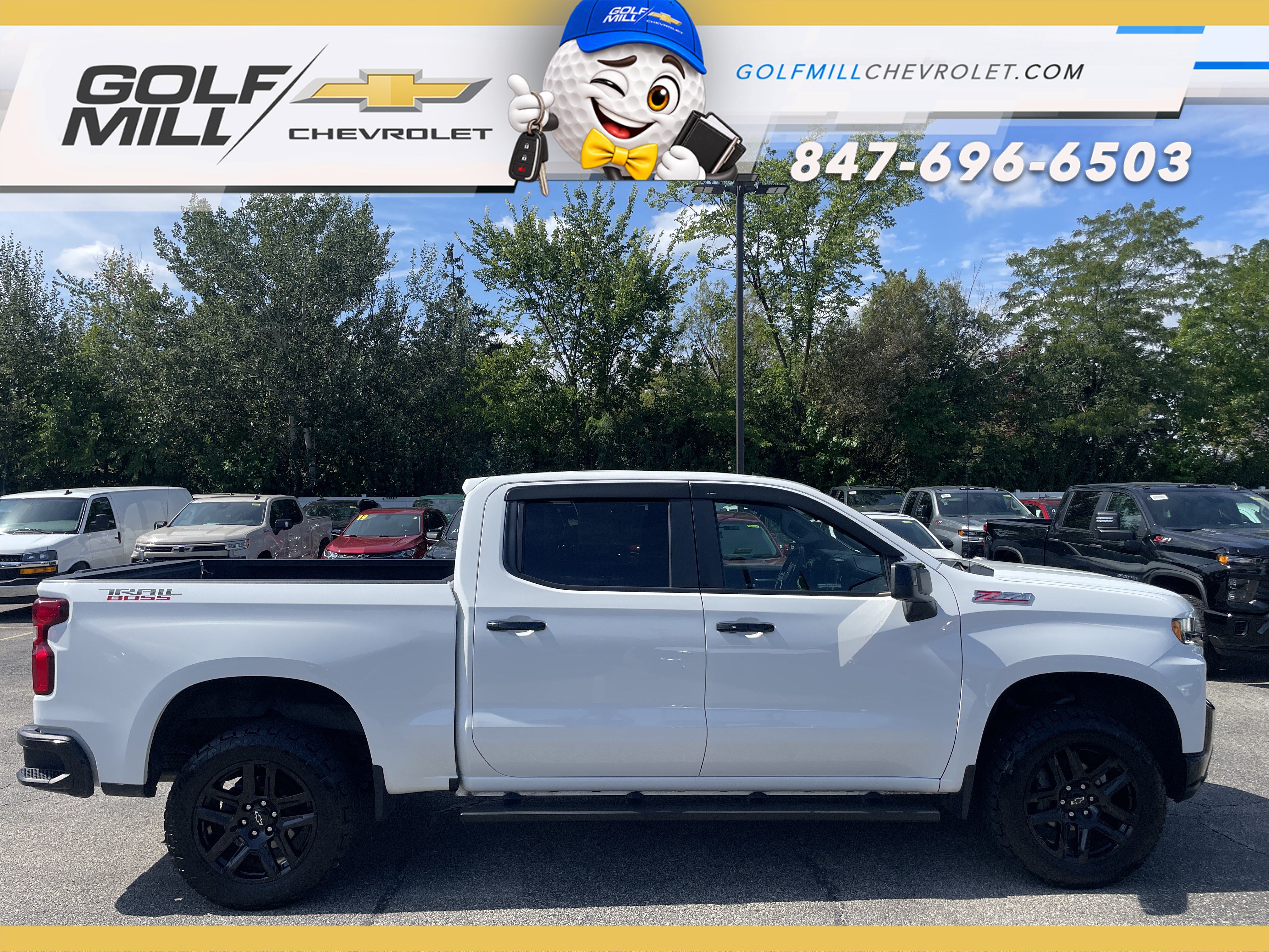 Used 2021 Chevrolet Silverado 1500 LT Trail Boss w/ Bed Protection Package AWD/4WD image 6