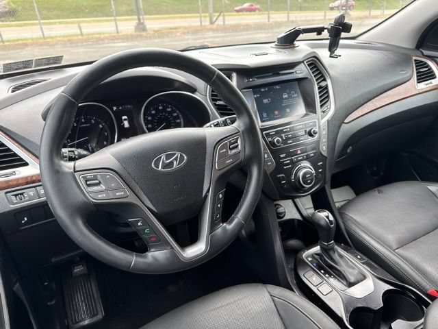 Used 2017 Hyundai Santa Fe SE w/ SE Premium Package 02 AWD/4WD image 14