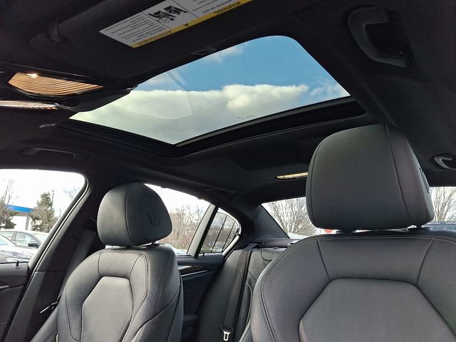 Used 2018 BMW 540i xDrive 540i xDrive w/ M Sport Package image 14