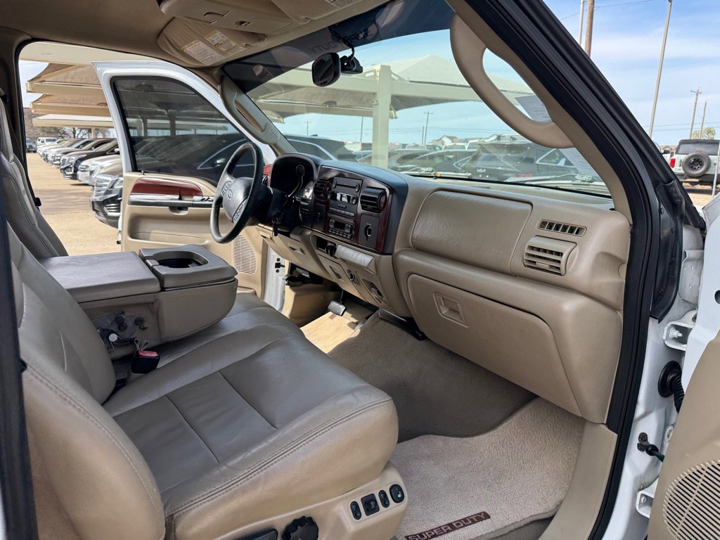 Used 2005 Ford F250 2WD Crew Cab Super Duty image 17