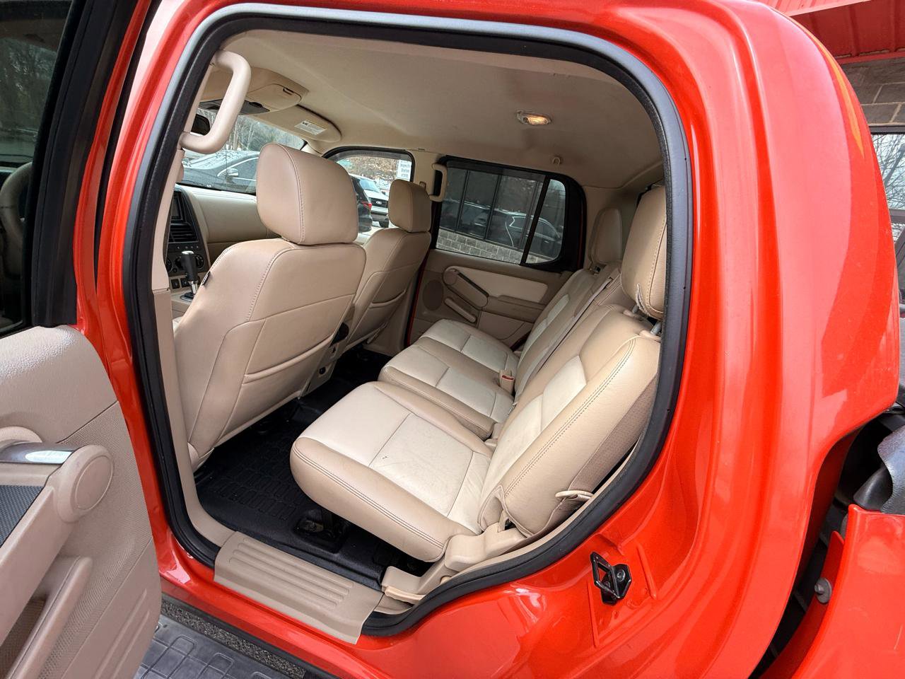 Used 2007 Ford Explorer Sport Trac Limited image 17