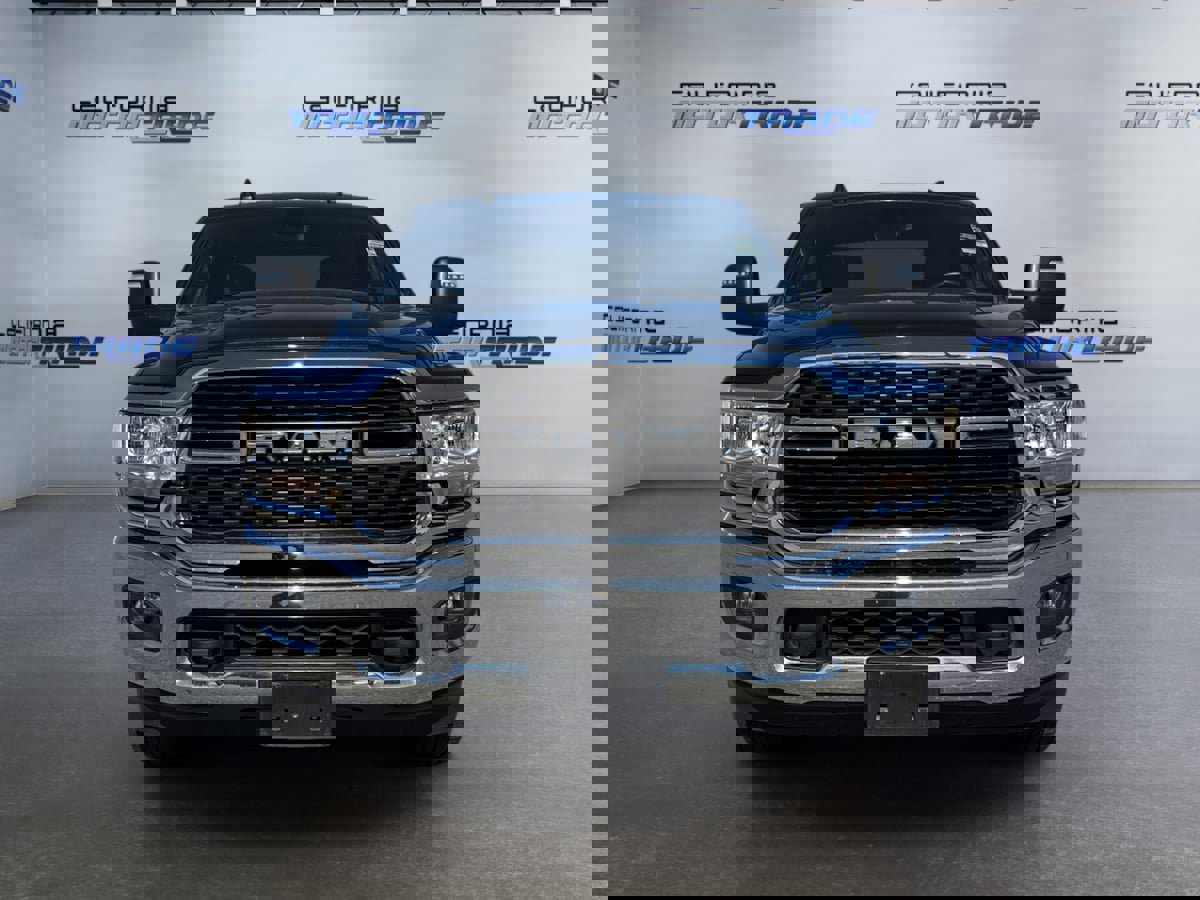 Used 2024 RAM 2500 Big Horn w/ Bed Utility Group image 2