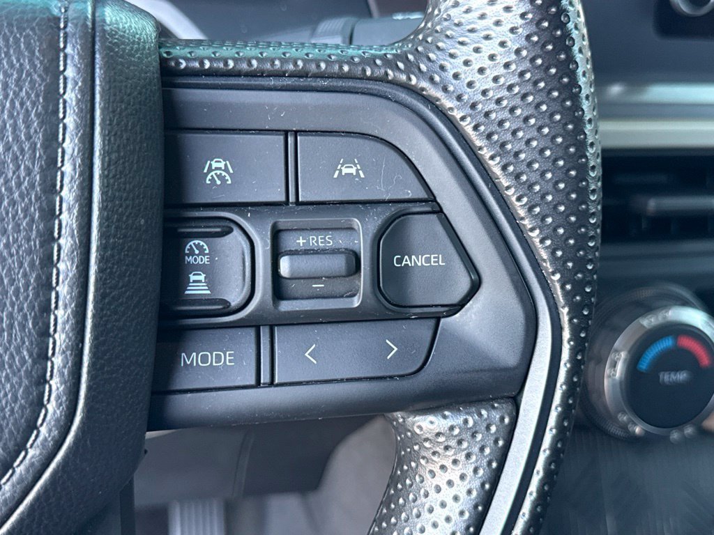 Certified 2025 Toyota Tacoma SR5 AWD/4WD image 22