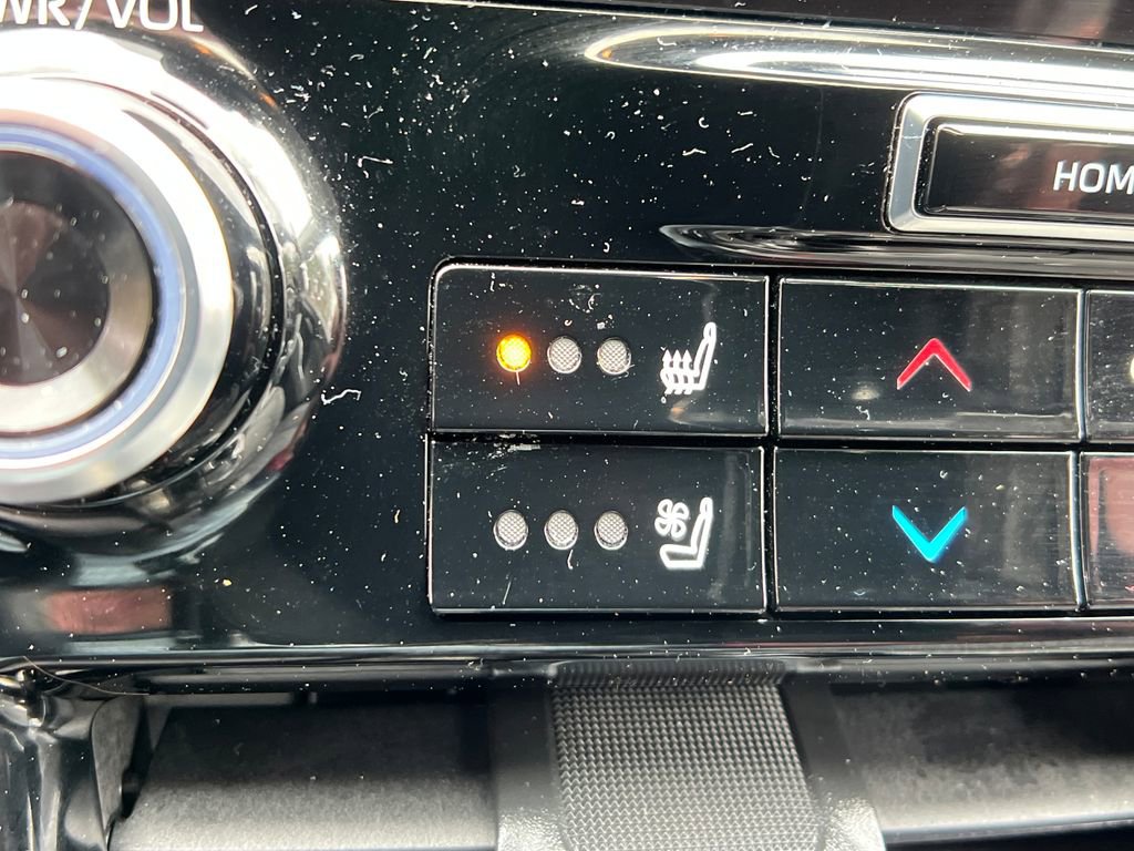 Used 2020 Toyota Highlander Platinum image 31