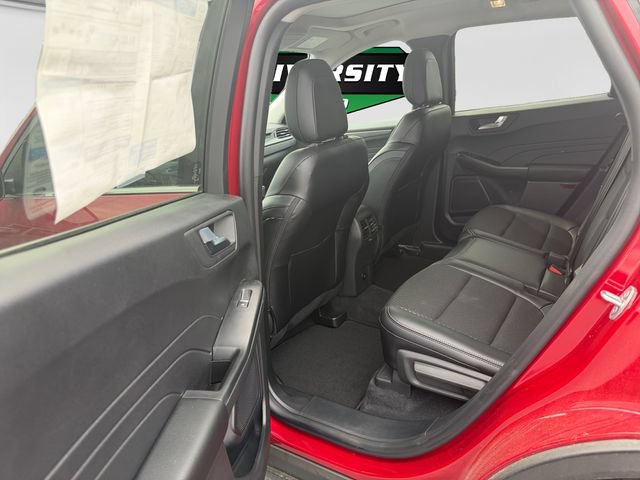 New 2026 Ford Escape SE w/ Class II Trailer Tow Package FWD image 33
