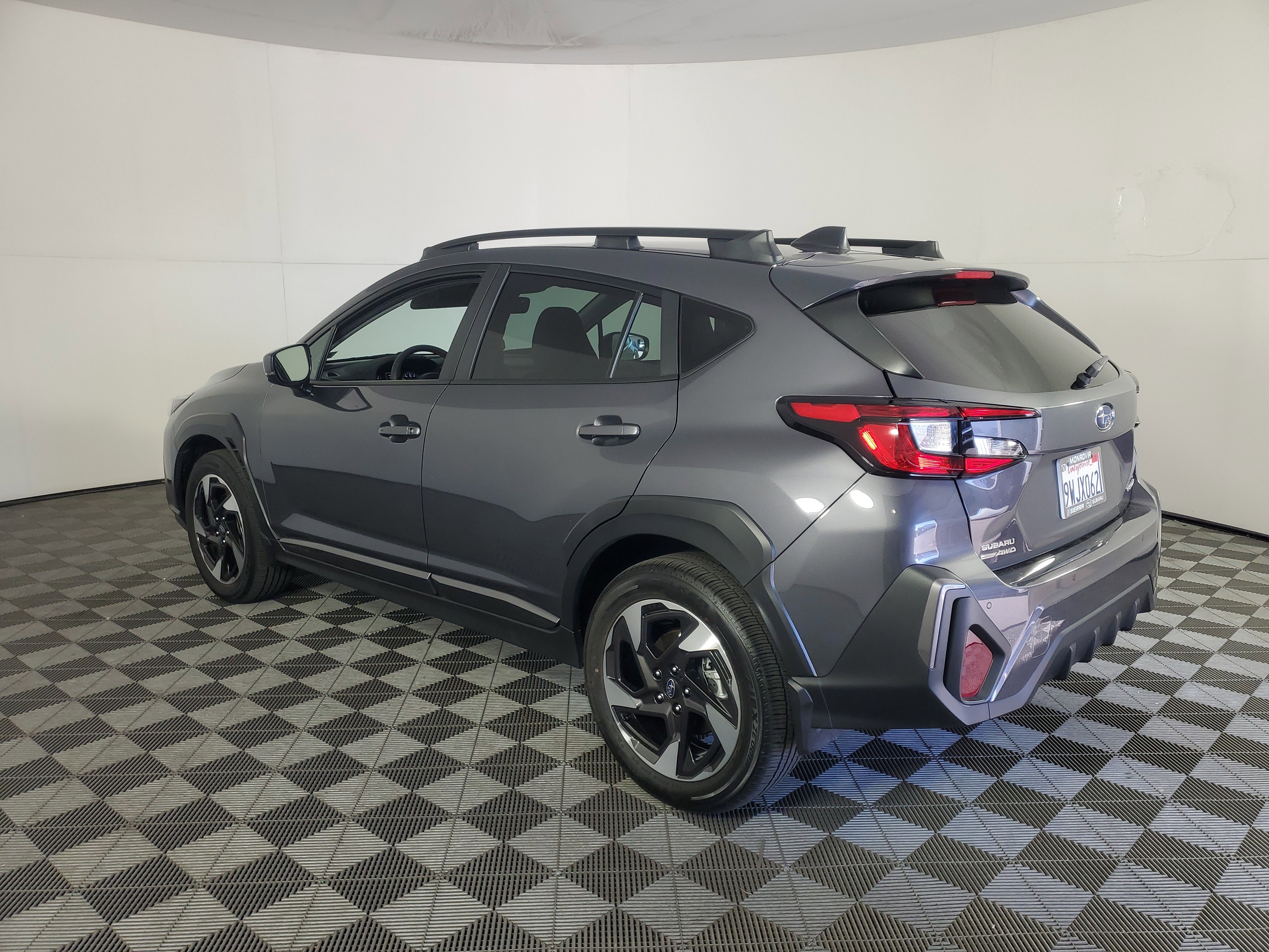Used 2025 Subaru Crosstrek 2.5i Limited w/ Crosstrek Mirror Package AWD/4WD image 6