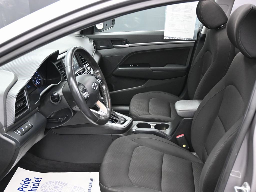 Used 2020 Hyundai Elantra Value Edition w/ Cargo Package (C1) image 15