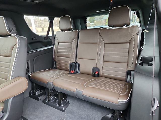 New 2026 GMC Yukon XL Denali Ultimate image 7