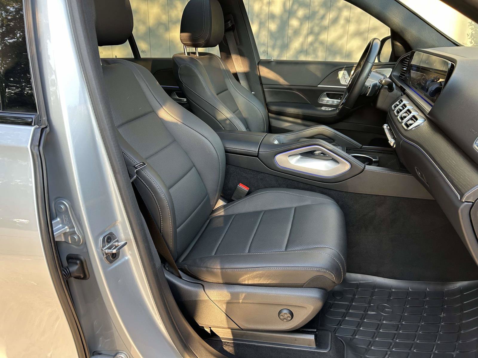 Certified 2025 Mercedes-Benz GLE 450e 4MATIC image 49