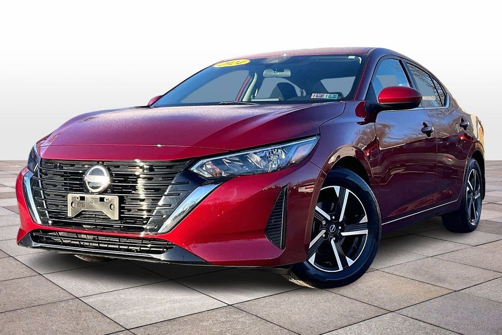 Used 2024 Nissan Sentra SV image 2