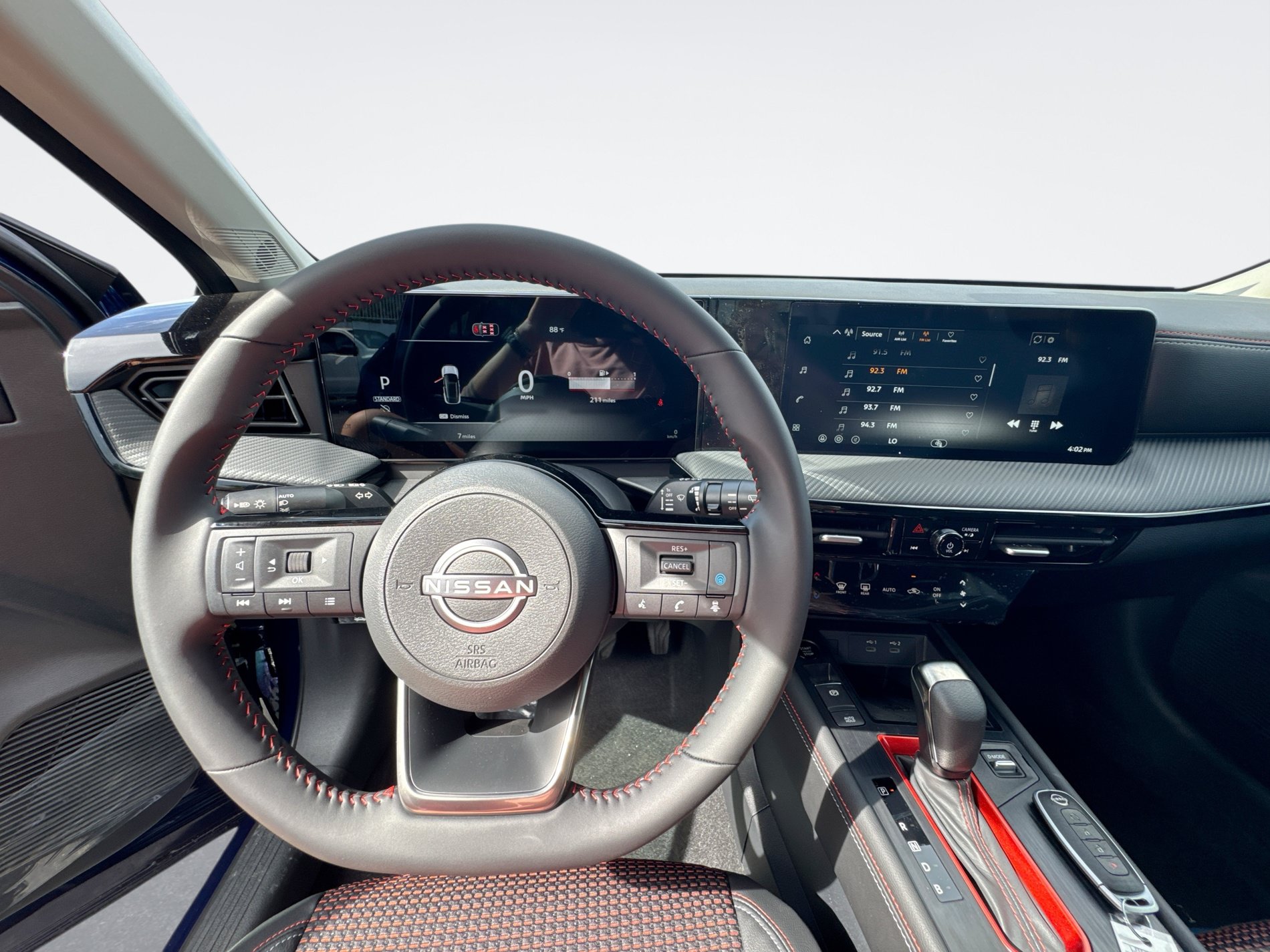 New 2027 Nissan Kicks SR FWD image 16