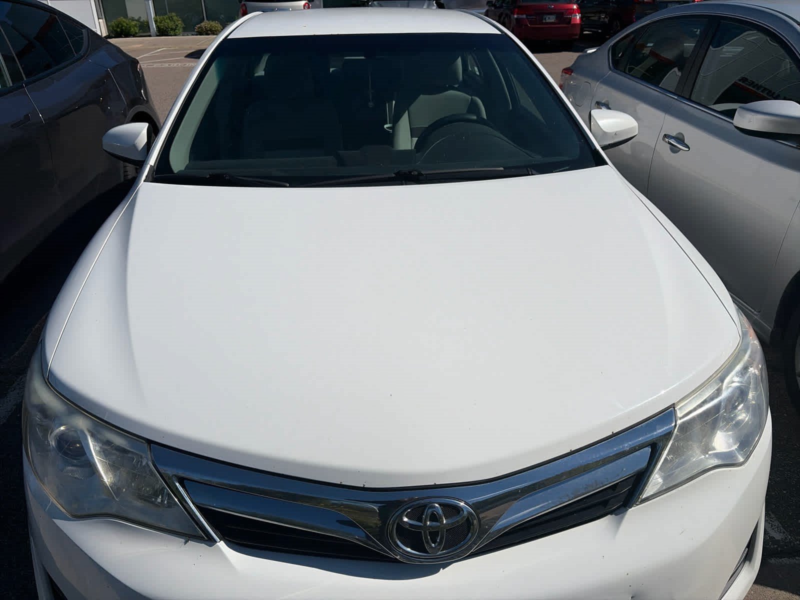 Used 2012 Toyota Camry LE FWD image 2