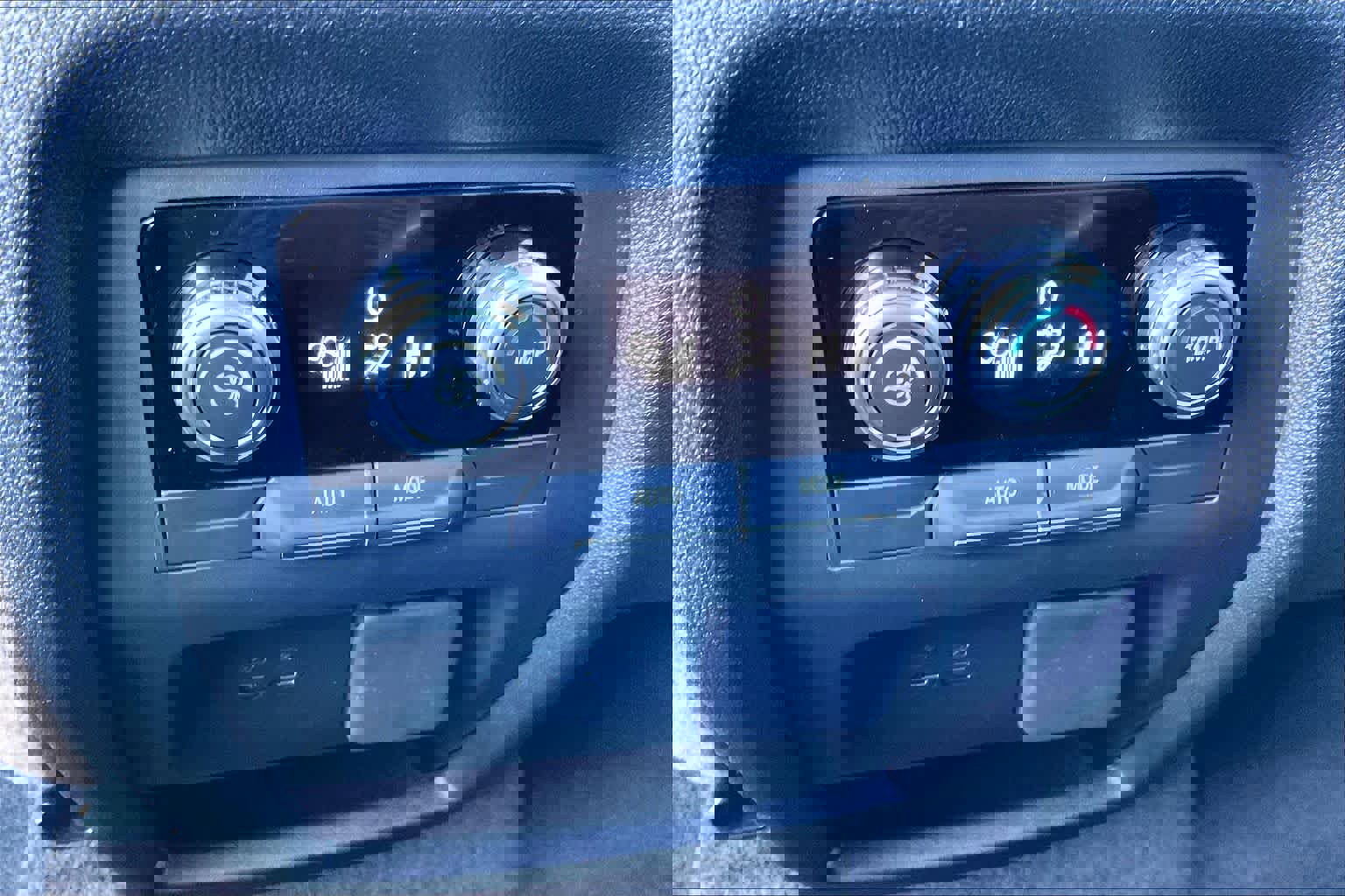 Certified 2024 GMC Acadia Elevation image 62